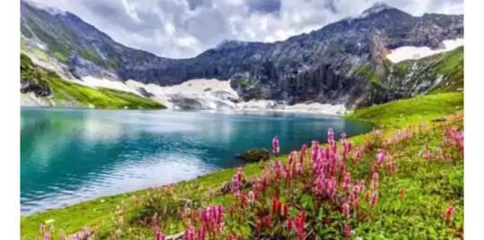 7 Danau Terindah di Dunia Ada yang dari Indonesia