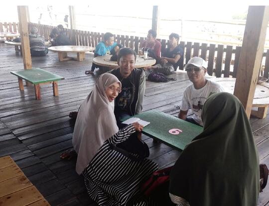 Pak Yajid, Inspirasi dibalik Berdirinya Kafe Laut Semare
