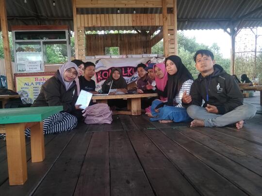 Pak Yajid, Inspirasi dibalik Berdirinya Kafe Laut Semare