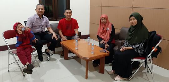 Pak Yajid, Inspirasi dibalik Berdirinya Kafe Laut Semare