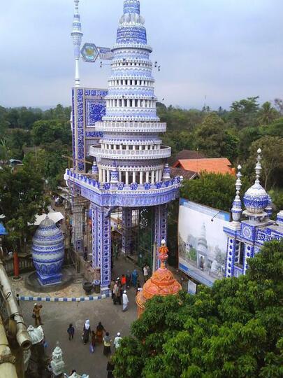 Unik! Wisata Religi di Masjid Tiban Turen, Malang. Benarkah Dibangun Oleh Jin?