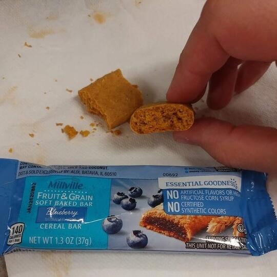 Suka Ngemil? Lihat Penampakan Snack Tidak Sesuai Ekspektasi Ini, Bikin Jengkel Woy!