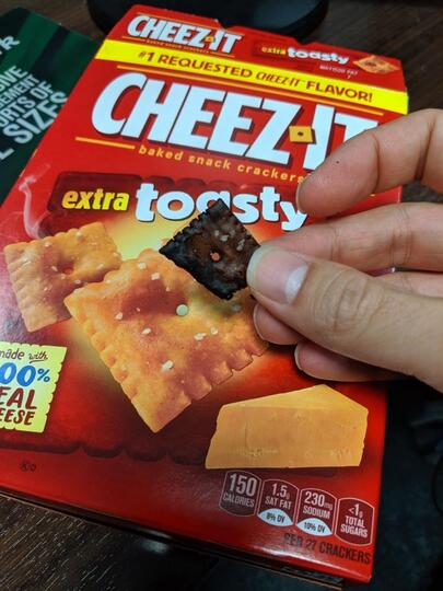 Suka Ngemil? Lihat Penampakan Snack Tidak Sesuai Ekspektasi Ini, Bikin Jengkel Woy!