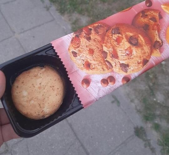 Suka Ngemil? Lihat Penampakan Snack Tidak Sesuai Ekspektasi Ini, Bikin Jengkel Woy!