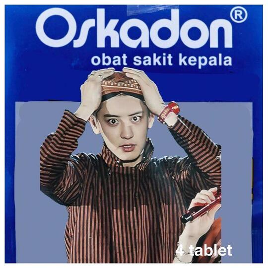 Ganteng dan Enggak Jaim, Idol Korea Ini Pakai Peci Miring, Netizen; Pengen Ngarungin!