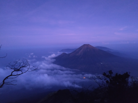 SABANANYA FANTASTIS - PENDAKIAN GUNUNG SUMBING VIA BOWONGSO 23-24 NOVEMBER 2019