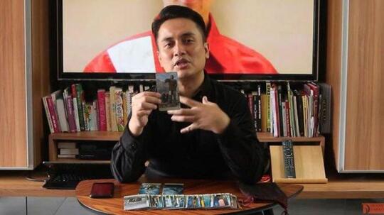 Ahli Tarot Terawang Kegagalan Ahok di Pertamina
