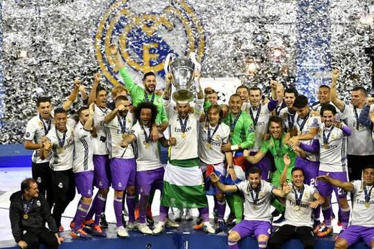 10 Momen Tak Terlupakan Di Dunia Sepakbola Dalam Satu Dekade Terakhir, Versi Ane