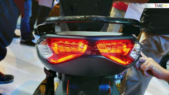Bedah Fitur Berlimpah Yamaha NMAX Facelift, Pakai Teknologi Pertama Di Indonesia