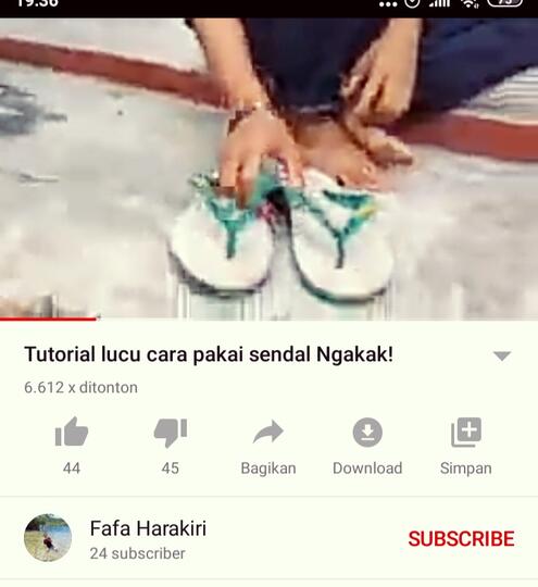 Jangan Ngakak! Inilah Tutorial Nyeleneh Ala Warga +62, Cara Pakai Sandal Juga Ada!