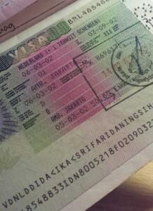 Mengenal Istilah Visa Overstay