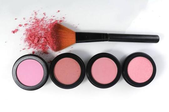 Ingin Memiliki Wajah Baby Face? Lakukan Trik Make Up Ini!