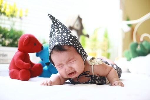 Tips Atasi Kolik pada Bayi dengan Mudah
