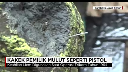 Kakek Djoni Liem Pemilik Semburan Mulut Berbisa, Lihat Video Keahliannya di Sini!