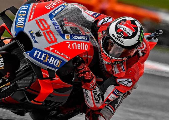 Untuk Mengobati Rindu, Berikut Perjalanan Lorenzo Dari Nol Sampai Pensiun