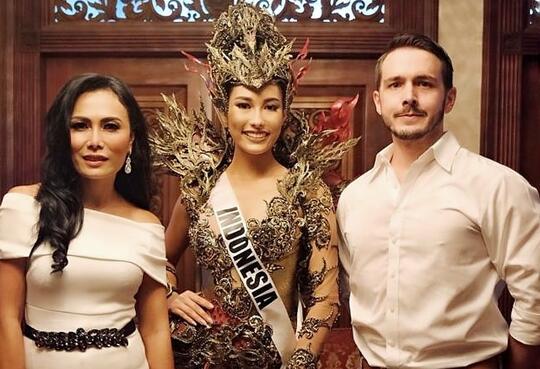 Menyambut Kepulangan Frederika Alexis Cull Hayati Fokus Ke Penampilan Papa Universe Kaskus