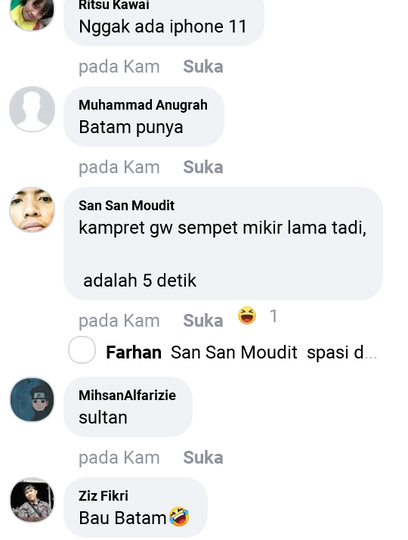 Siapa Bilang iPhone Barang Berharga? Lihat Tangga Ruko Ini Berkeramik iPhone!