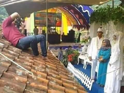 Resepsi Nikah Versi Netizen +62, Diatas Kolam-Di Rel Kreta Api-Sampai Diatas Genteng!