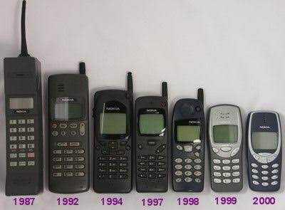 Inilah Perbedaan Teknologi Hape di Era 1990an, 2000an, Dan 2010an