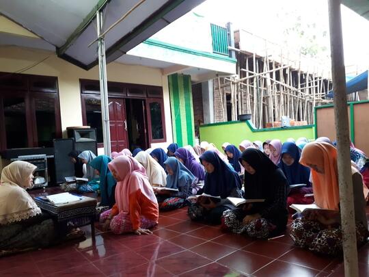HAFAL AL QUR'AN DALAM WAKTU SINGKAT (3 TAHUN)