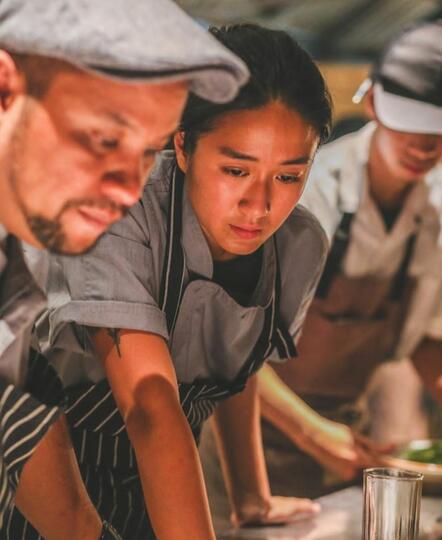 6 Pesona Karakter Chef Renatta Moeloek yang Dijamin Bakal Bikin Agan Klepek-klepek