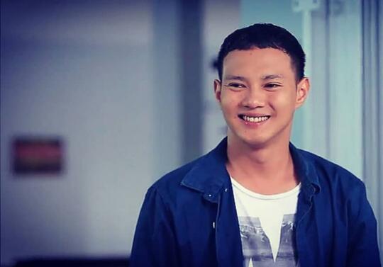 Keren! Inilah Artis Pria Yang Sudah Berkepala Tiga, Namun Seperti Masih Berkepala Dua