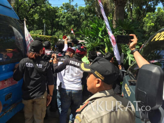 Dikira Musuh, Massa Bang Japar Nyaris Bentrok dengan Temannya Sendiri
