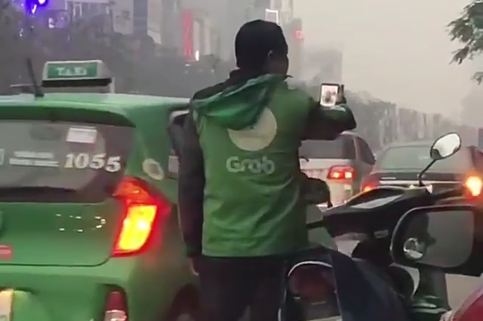 Viral Sopir Grab Thailand Divideo Call Istri Karena Dikira Selingkuh! Kok Bisa Ya?