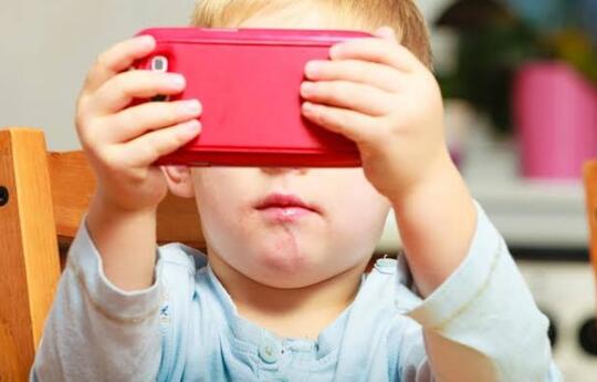 Kegiatan Sederhana Yang Dapat Meningkatkan Kemampuan Berbicara Anak < 2 Tahun