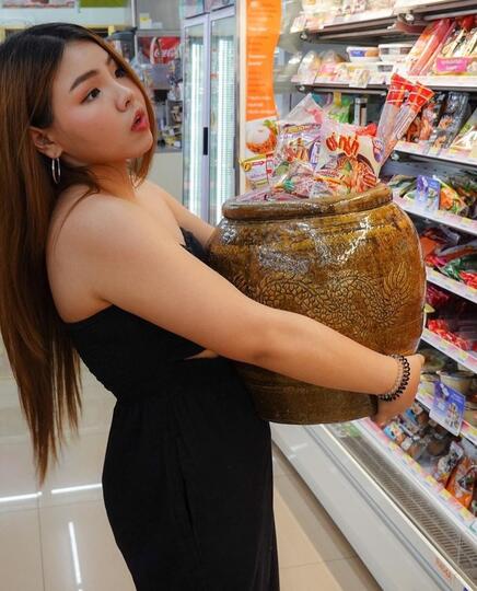 Viral "TREN KOPLAK" Di Thailand Setelah Kantong Plastik Dilarang!