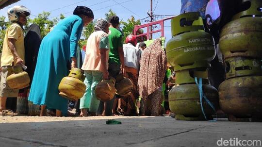 Elpiji 3 Kg Naik Jadi Rp 35.000, Orang Miskin Bagaimana?