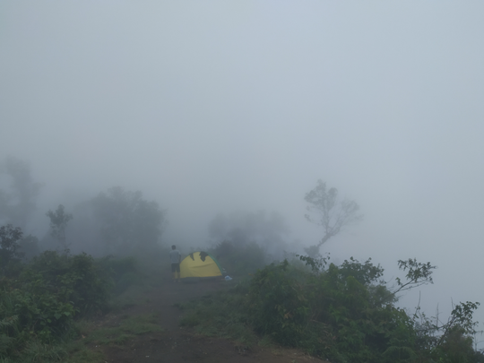 SANTUY MENDAKI GUNUNG DI MUSIM HUJAN - CATPER GUNUNG BURANGRANG 14-15 JANUARI 2020