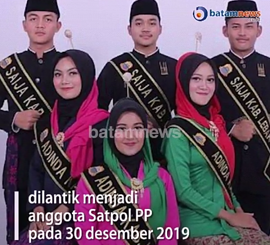 Warganet Geger Penampakan Satpol PP Cantik di Banjir Lebak, Manisnya Bikin Diabetes!