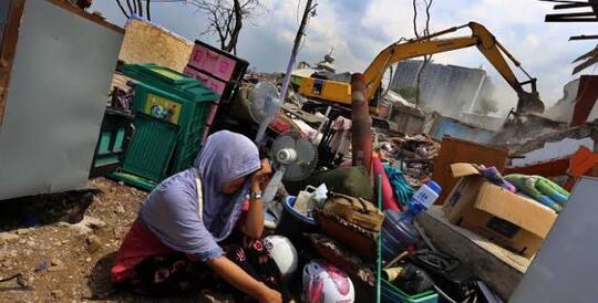 Anies Irit Bicara Soal Pembebasan Lahan Bidara Cina