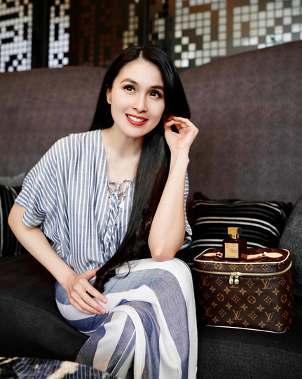 Sandra Dewi, Endorsenya Bukan Kaleng Kaleng! Tas Tas Mewah Sekelas LV Hingga CHANEL