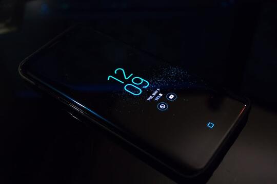 4 Kesalahan Umum Yang Dilakukan Penggunaan Smartphone Saat Traveling
