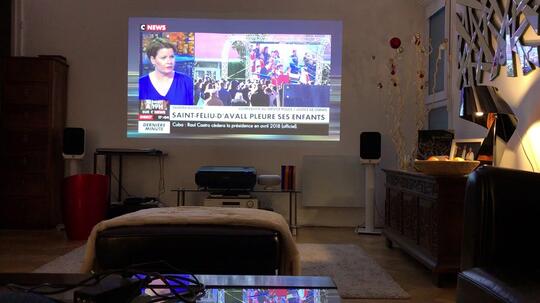 MURAH ?? Tren "LED PROJECTOR" Yang Semakin Dicari Untuk Hiburan Dirumah!