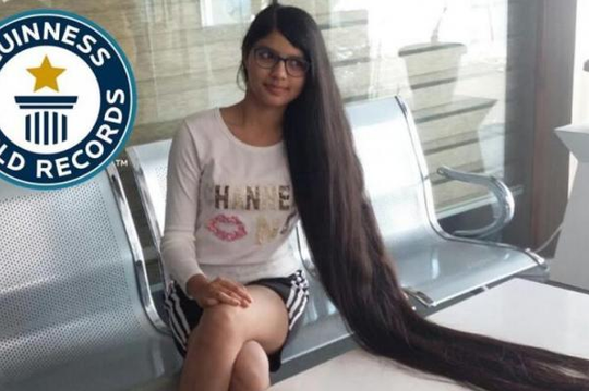 Cewek Dengan Rambut Terpanjang Di Dunia Versi Guiness World Record