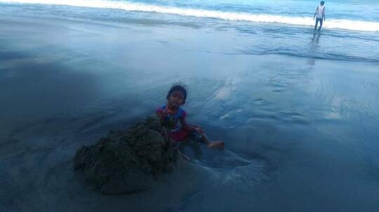 Pesona Pantai Undi, Distrik Masni, Manokwari, Papua Barat