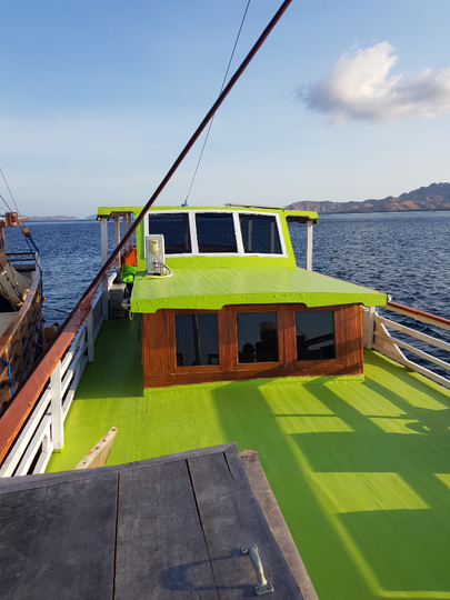 Viral Jokowi Naik Kapal Phinisi Dengan Tarif 12,2 Juta Di Labuan Bajo