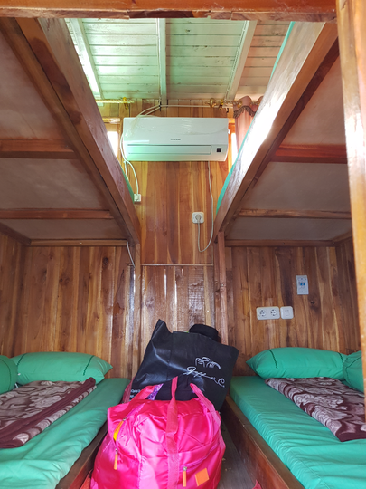 Viral Jokowi Naik Kapal Phinisi Dengan Tarif 12,2 Juta Di Labuan Bajo