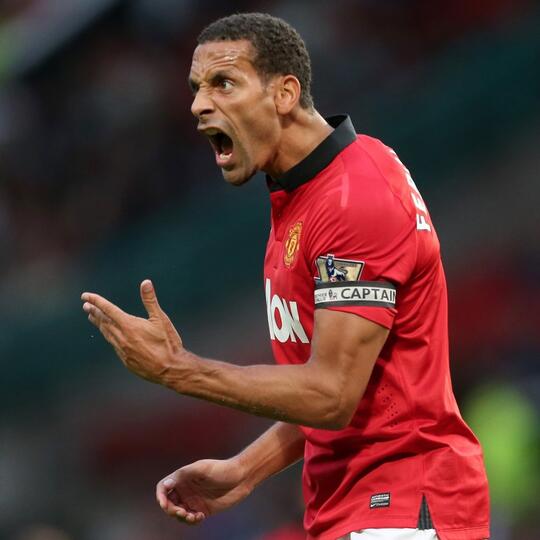 Man. United Tumbang, Rio Ferdinand Salahkan Harry Maguire