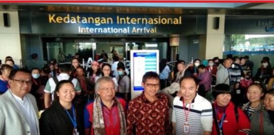 Netizen Tolak Masuk Turis China Karena Corona Jadi Trending