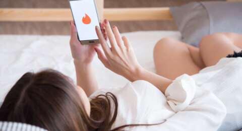 Cari Pasangan Via Apps Jadi Sumber Kebahagiaan!