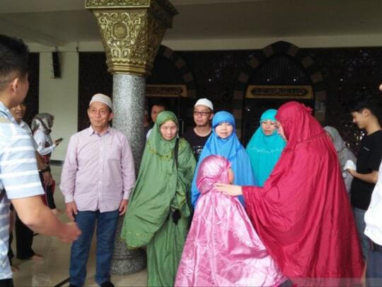 Sempat Buat Sumbar Resah, Wisatawan Muslim Asal Tiongkok Minta Maaf