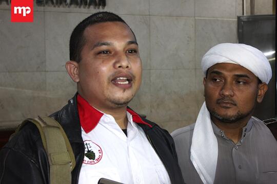 PA 212 Kaitkan Wabah Virus Corona dengan Penyiksaan Etnis Uighur