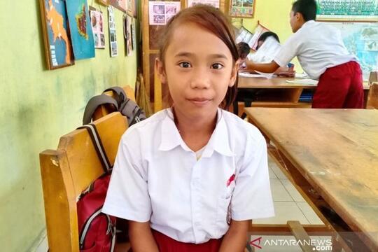 Siswi SD Pemenang Lomba Maraton 21 KM Menangis Karena Tidak Diberi Hadiah