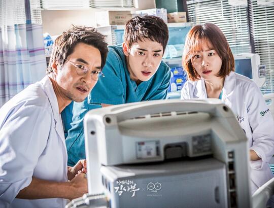 Bertemakan Profesi Dokter, 5 Drama Korea Ini Wajib Kamu Tonton!