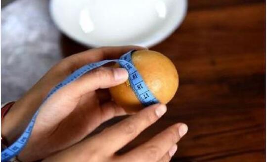5 Tahun Tak Pernah Bertelur, Ayam Ini Menyimpan Benda Senilai Rp 4 Miliar di Perutnya