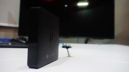 Harga Sama, Mola Polytron Streaming Device Kasih Tambahan Laga. Emang Untung?